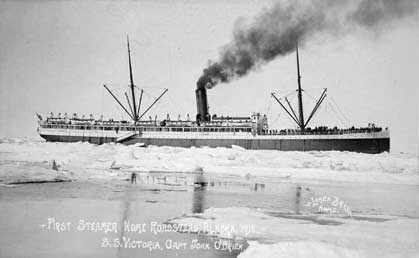 Ship arriving at Nome